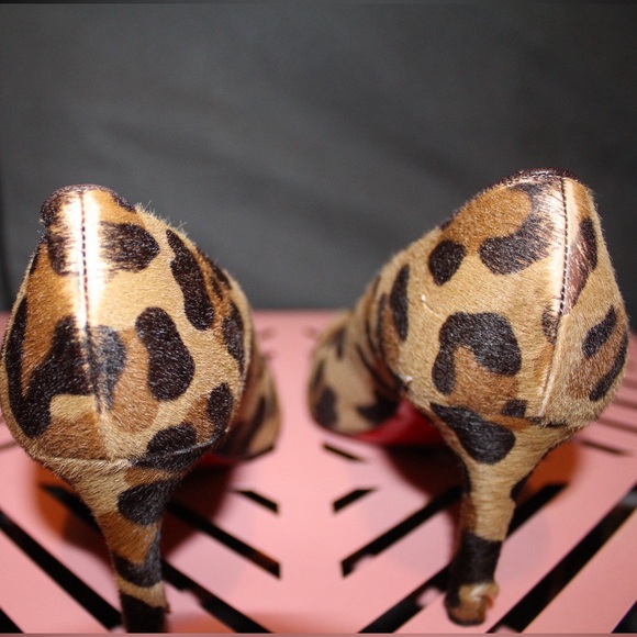 Christian Louboutin Leopard Pumps - Picture 4 of 12